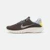 Nike Performance FLEX EXPERIENCE RN 11 NN BU - Neutral Running Shoes - Velvet Brown/white/tour Yellow/medium Blue/phantom