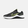 Nike Performance MC TRAINER 2 - Training Shoe - Black/volt