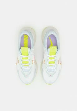 Nike Performance REACT ESCAPE - Neutral Running Shoes - Summit White/multicolor/aura/barely Green/atomic Green/doll -Nike Performance store 01db9ee1208449df9db9c525d846188a