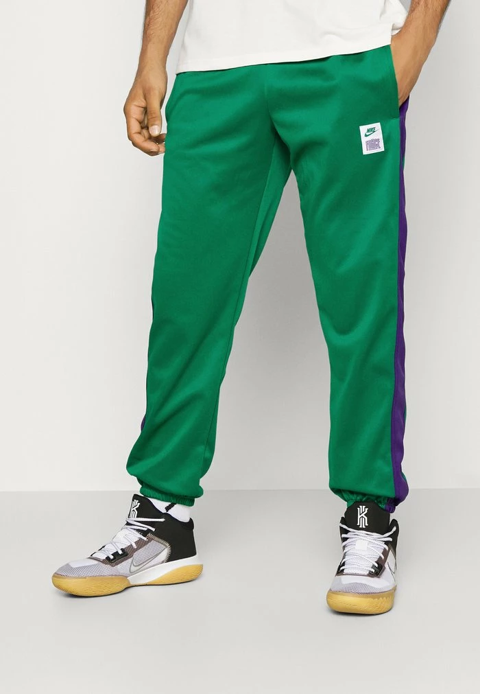 Nike Performance STARTING 5 PANT - Tracksuit Bottoms - Malachite/court Purple/malachite 1 Nike Performance STARTING 5 PANT - Tracksuit Bottoms - Malachite/court Purple/malachite