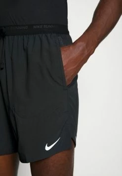 Nike Performance STRIDE - Sports Shorts - Black/reflective Silver -Nike Performance store 092e9967d35f406c863b6069e7d0c060