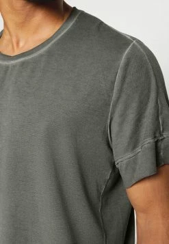 Nike Performance EARTH DAY - Sports T-shirt - Anthracite/iron Grey -Nike Performance store 0a04d806567e4db5a1c0f81834296c74