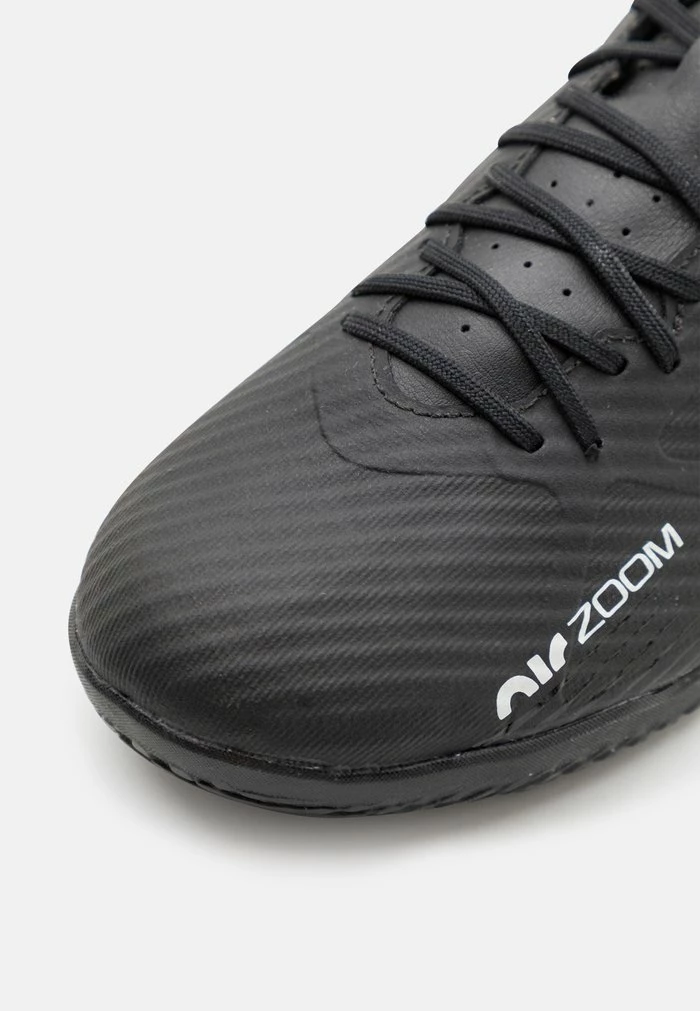 Nike Performance MERCURIAL ZOOM VAPOR 15 ACADEMY IC - Indoor Football Boots - Black/dark Smoke Grey/summit White/volt 6 Nike Performance MERCURIAL ZOOM VAPOR 15 ACADEMY IC - Indoor Football Boots - Black/dark Smoke Grey/summit White/volt - Image 6