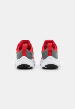 Nike Performance STAR - Neutral Running Shoes - University Red/smoke Grey/white 8 Nike Performance STAR - Neutral Running Shoes - University Red/smoke Grey/white -Nike Performance store 0d303d82ebd345edaf59739907fb4aa7
