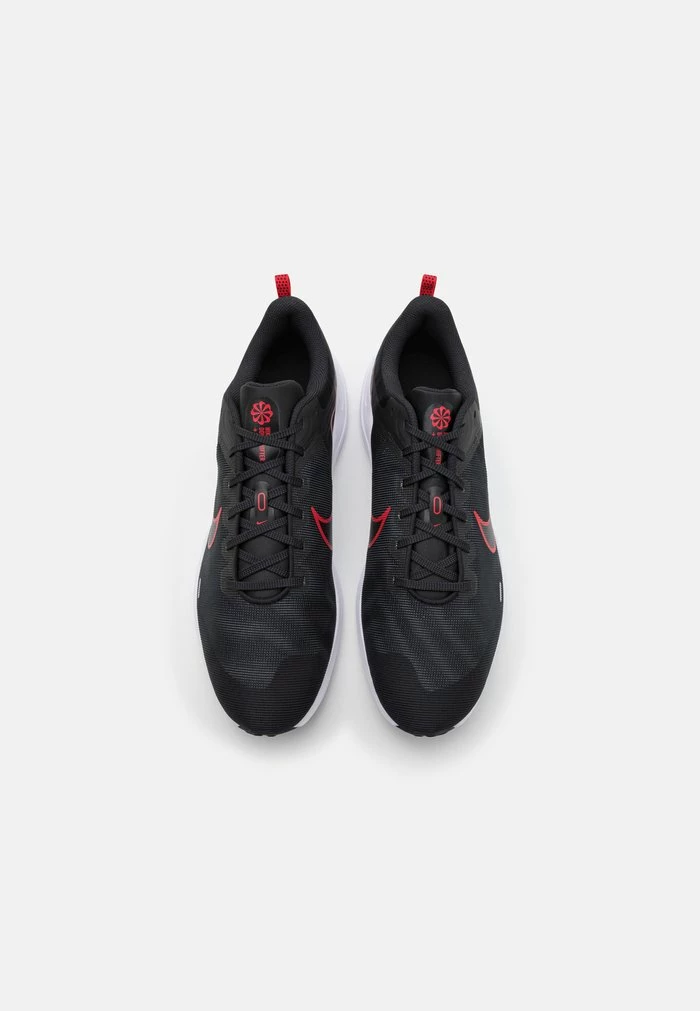 Nike Performance DOWNSHIFTER 12 - Neutral Running Shoes - Black/white/dark Smoke Grey/light Smoke Grey/iron Grey/university Red 4 Nike Performance DOWNSHIFTER 12 - Neutral Running Shoes - Black/white/dark Smoke Grey/light Smoke Grey/iron Grey/university Red - Image 4