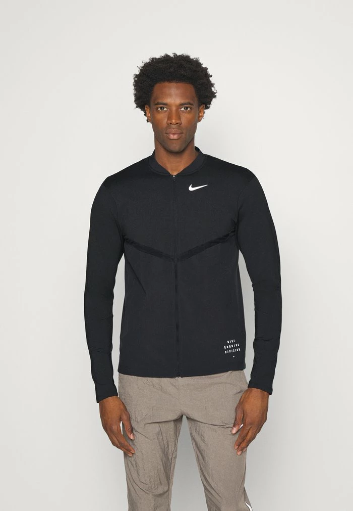 Nike Performance RUN ELEMENT - Running Jacket - Black/silver 1 Nike Performance RUN ELEMENT - Running Jacket - Black/silver