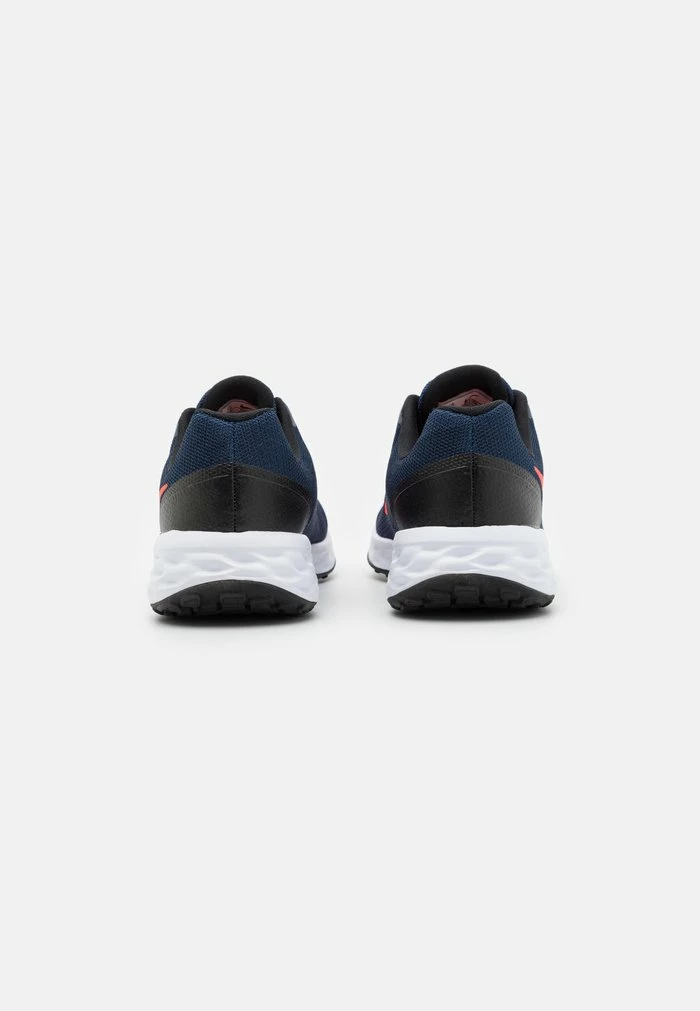 Nike Performance REVOLUTION 6 UNISEX - Neutral Running Shoes - Midnight Navy/bright Crimson/black/yellow Ochre 3 Nike Performance REVOLUTION 6 UNISEX - Neutral Running Shoes - Midnight Navy/bright Crimson/black/yellow Ochre - Image 3