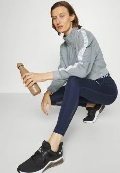 Nike Performance ALL TIME TAPING - Sweatshirt - Particle Grey/heather/white/black -Nike Performance store 15f37e9630a44827bc6cff7ca519b553