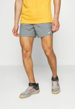 Nike Performance STRIDE - Sports Shorts - Smoke Grey/black/silver