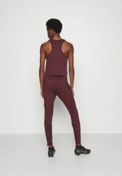 Nike Performance LIVERPOOL FC STRIKE PANT - Club Wear - Burgundy Crush/siren Red 8 Nike Performance LIVERPOOL FC STRIKE PANT - Club Wear - Burgundy Crush/siren Red -Nike Performance store 1e3f58099abe4bddbbe199897d4723ba