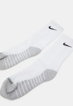 Nike Performance EVERYDAY MAX CUSH CREW UNISEX 3 PACK - Sports Socks - White -Nike Performance store 204746ae61d546a4932df6cd75e8b655