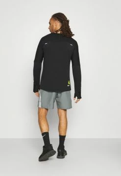 Nike Performance RUN SHORT - Sports Shorts - Smoke Grey 8 Nike Performance RUN SHORT - Sports Shorts - Smoke Grey -Nike Performance store 2357dcc3ff084a6d8ba540004a13430c