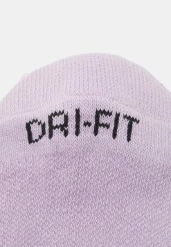 Nike Performance EVERYDAY PLUS CUSH CREW UNISEX 3 PACK - Sports Socks - Doll/rough Green/magic Ember -Nike Performance store 25f67ce0605b460ca96438622c98eb8c