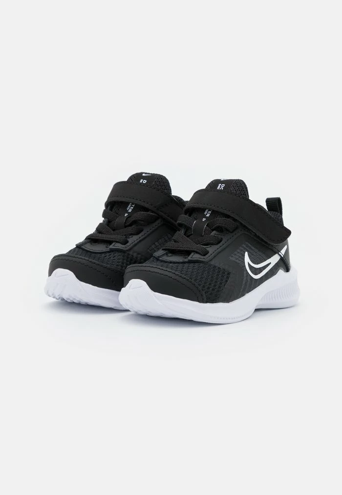 Nike Performance DOWNSHIFTER 11 - Neutral Running Shoes - Black/white 2 Nike Performance DOWNSHIFTER 11 - Neutral Running Shoes - Black/white - Image 2