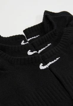 Nike Performance EVERYDAY LIGHTWEIGHT 6 PACK - Trainer Socks - Black/white -Nike Performance store 295d4e11fd7a42b5990c8db8fddff822