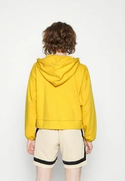 Nike Performance STANDARD ISSUE HOODIE - Hoodie - Yellow Ochre -Nike Performance store 29eb451c2b2943c58c96ec10ebf1c1f2