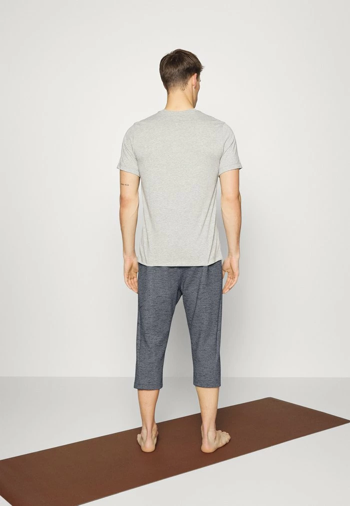 Nike Performance PANT EARTH DAY - Tracksuit Bottoms - Black/iron Grey 3 Nike Performance PANT EARTH DAY - Tracksuit Bottoms - Black/iron Grey - Image 3