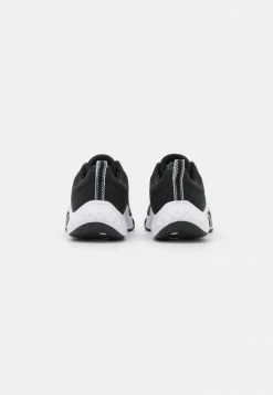 Nike Performance RENEW IN SEASON TR 11 - Training Shoe - Black/white -Nike Performance store 310aafd9aea94aa6abce5c919e6d3d27