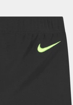 Nike Performance JAMMER - Swimming Shorts - Black -Nike Performance store 31fdfaee1eb7403ba8a523c1c9ebadb3