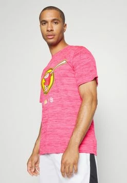 Nike Performance MLB SAN DIEGO PADRES CITY CONNECT LEGEND PRACTICE VELOCITY - Club Wear - Hyper Pink -Nike Performance store 337fbcdfd31349d380766f343914d684