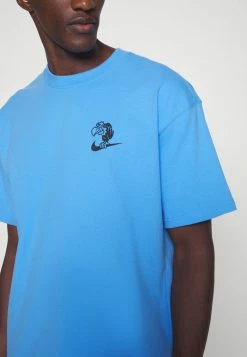Nike Performance TEE SUSTAINABLE - Print T-shirt - University Blue 13 Nike Performance TEE SUSTAINABLE - Print T-shirt - University Blue -Nike Performance store 34f42b60c6174fafbae3156f89382b11