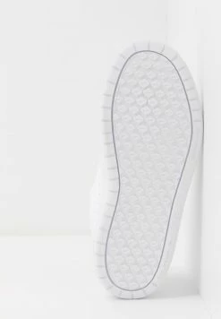 Nike Performance PICO 5 UNISEX - Training Shoe - White/pure Platinum -Nike Performance store 37bc927fa2b0468fb26e47f4e66aa4f5