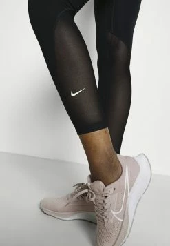 Nike Performance ONE 7/8 - Leggings - Black/white -Nike Performance store 388ae77e8a9a4274aebc7a79e1d99e7b