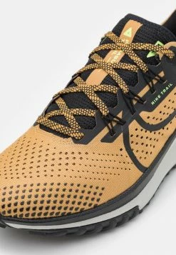 Nike Performance REACT PEGASUS TRAIL 4 - Trail Running Shoes - Elemental Gold/black/light Bone -Nike Performance store 395deaa8264d4757959aabf717d93722