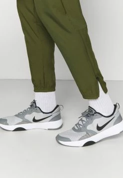 Nike Performance PANT - Tracksuit Bottoms - Rough Green -Nike Performance store 39e331064ac34e3b87d28ad8e5c677ed