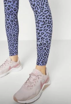 Nike Performance ONE LEOPARD - Leggings - Light Thistle White -Nike Performance store 3d3beb6701964d0fa650a24f73677328