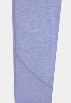 Nike Performance PLUS YOGA - Leggings - Light Thistle/purple Chalk 5 Nike Performance PLUS YOGA - Leggings - Light Thistle/purple Chalk -Nike Performance store 3d5b970559cb4fddbb7e66270ec70487