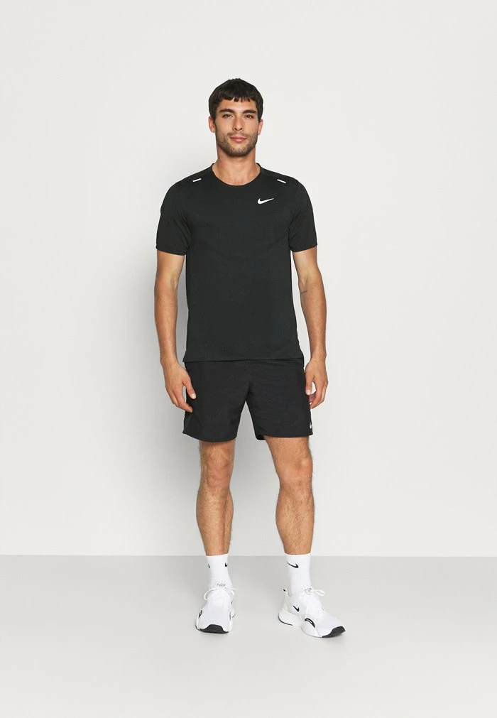 Nike Performance Sports T-shirt - Black 2 Nike Performance Sports T-shirt - Black - Image 2