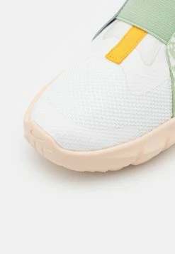 Nike Performance FLEX RUNNER 2 LIL UNISEX - Neutral Running Shoes - Summit White/light Thistle/honeydew/malachite 11 Nike Performance FLEX RUNNER 2 LIL UNISEX - Neutral Running Shoes - Summit White/light Thistle/honeydew/malachite -Nike Performance store 3e2caa94caed48e5b20b6e15d50d3862