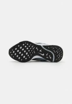 Nike Performance RENEW RUN 3 - Neutral Running Shoes - Black/white/pure Platinum/dark Smoke Grey 10 Nike Performance RENEW RUN 3 - Neutral Running Shoes - Black/white/pure Platinum/dark Smoke Grey -Nike Performance store 3ef4aec4b81d447b89cc833542cfb38f