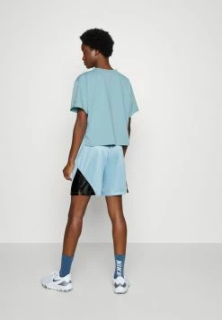 Nike Performance CUTOFF CREW - Print T-shirt - Worn Blue/atomic Green 7 Nike Performance CUTOFF CREW - Print T-shirt - Worn Blue/atomic Green -Nike Performance store 436c50844860433a8889acc89a861337