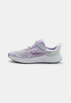Nike Performance DOWNSHIFTER 12 NN PSV UNISEX - Neutral Running Shoes - Violet Frost/metallic Silver/pure Platinum/vivid Purple