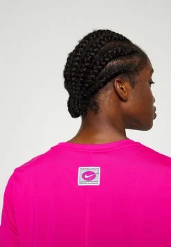 Nike Performance ONE CROP - Sports T-shirt - Active Pink -Nike Performance store 455a29ecdda248baa6d812bff656dad0