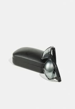 Nike Performance LEGEND - Sunglasses - Black/volt Grey/silver Flash -Nike Performance store 4575e447feb24e4f80bd369551064e6f