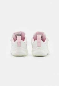 Nike Performance NIKE STAR RUNNER 3 SE GTV UNISEX - Neutral Running Shoes - White/pink -Nike Performance store 4602a787e4d747b4aba279a8f04d0c75