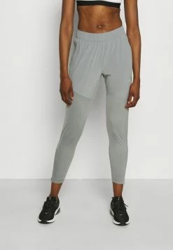 Nike Performance ESSENTIAL PANT - Tracksuit Bottoms - Particle Grey/silver