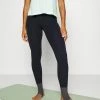 Nike Performance LUXE 7/8 - Leggings - Black/medium Ash