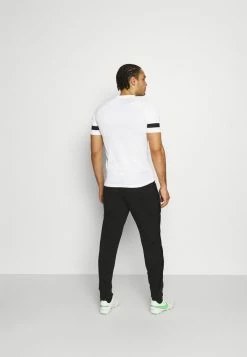 Nike Performance ACADEMY 21 - Sports T-shirt - White/black -Nike Performance store 47e83de1f76d4ba3a0dbd3b146b5997c