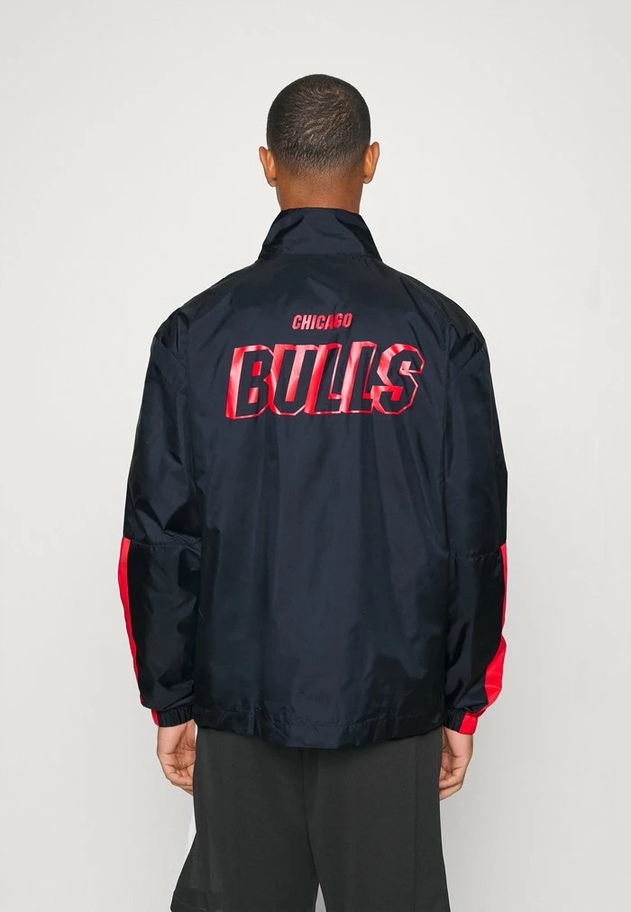 Nike Performance NBA CHICAGO BULLS TRACK JACKET - Training Jacket - Black/university Red 3 Nike Performance NBA CHICAGO BULLS TRACK JACKET - Training Jacket - Black/university Red - Image 3