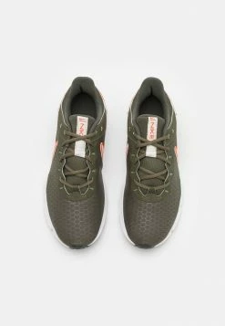 Nike Performance LEGEND ESSENTIAL 2 - Training Shoe - Green/orange 9 Nike Performance LEGEND ESSENTIAL 2 - Training Shoe - Green/orange -Nike Performance store 493b8b55b37e4e76ae1a8b46c7d709f7