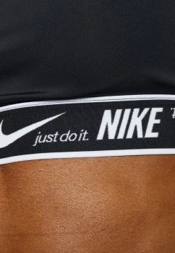 Nike Performance INDY LOGO BRA - Light Support Sports Bra - Black/white -Nike Performance store 4a9df6e6ec4b4649a3addebfad549e40