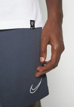 Nike Performance CROATIA VOICE WC22 TEE - Football Shirt - White -Nike Performance store 4b18fc9257084bf5859e0f9041476a6a