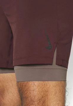 Nike Performance Sports Shorts - Burgundy Crush/black 13 Nike Performance Sports Shorts - Burgundy Crush/black -Nike Performance store 4bebcb9cd7374f4b851a8d5dd60374e8