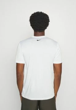 Nike Performance TEE HUMOR - Sports T-shirt - White 8 Nike Performance TEE HUMOR - Sports T-shirt - White -Nike Performance store 4c28ed3c3b234a12ad51724a5e2ec3d1
