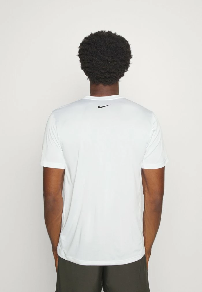 Nike Performance TEE HUMOR - Sports T-shirt - White 3 Nike Performance TEE HUMOR - Sports T-shirt - White - Image 3