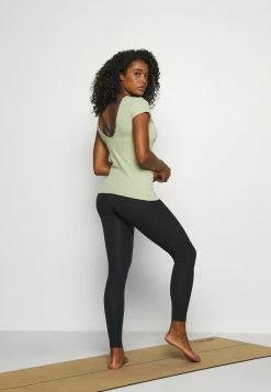 Nike Performance LUXE 7/8 - Leggings - Black/dark Smoke Grey -Nike Performance store 4d8adbf1ec6a45cb8afea09ffece5705